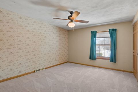 Tiny photo for 2850 Volquardsen Avenue, Davenport, IA 52804 (MLS # 12597624)