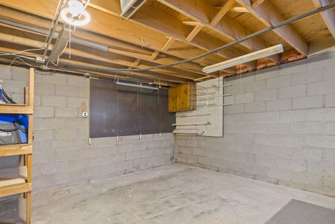 Tiny photo for 2850 Volquardsen Avenue, Davenport, IA 52804 (MLS # 12597624)