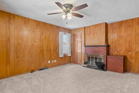 Tiny photo for 2850 Volquardsen Avenue, Davenport, IA 52804 (MLS # 12597624)