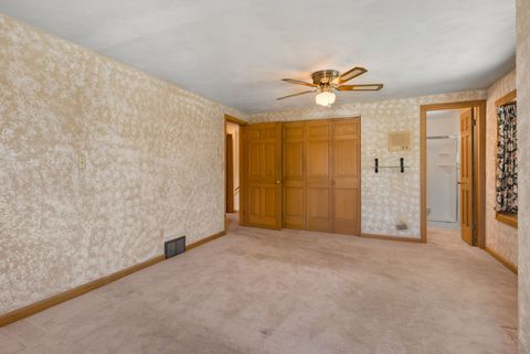 Tiny photo for 2850 Volquardsen Avenue, Davenport, IA 52804 (MLS # 12597624)