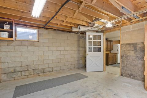 Tiny photo for 2850 Volquardsen Avenue, Davenport, IA 52804 (MLS # 12597624)