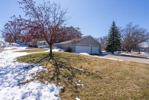 Tiny photo for 2850 Volquardsen Avenue, Davenport, IA 52804 (MLS # 12597624)