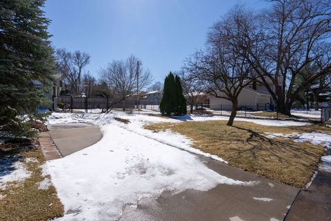 Tiny photo for 2850 Volquardsen Avenue, Davenport, IA 52804 (MLS # 12597624)