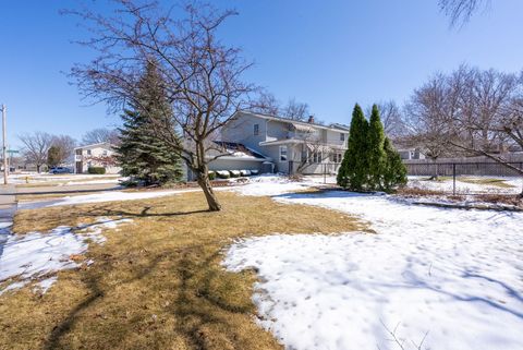 Tiny photo for 2850 Volquardsen Avenue, Davenport, IA 52804 (MLS # 12597624)