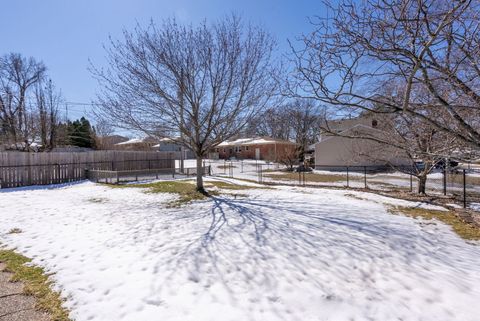 Tiny photo for 2850 Volquardsen Avenue, Davenport, IA 52804 (MLS # 12597624)