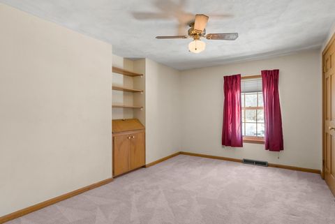 Tiny photo for 2850 Volquardsen Avenue, Davenport, IA 52804 (MLS # 12597624)