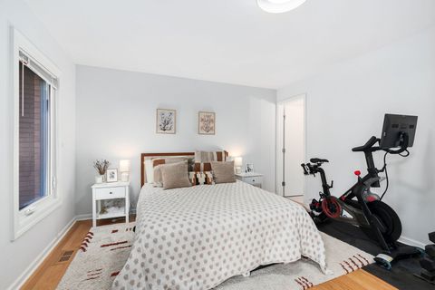 Tiny photo for 1445 N Cleveland Avenue #E, Chicago, IL 60610 (MLS # 12590916)