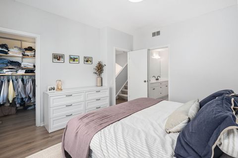 Tiny photo for 1445 N Cleveland Avenue #E, Chicago, IL 60610 (MLS # 12590916)
