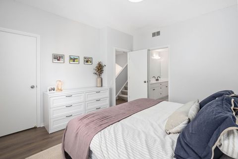 Tiny photo for 1445 N Cleveland Avenue #E, Chicago, IL 60610 (MLS # 12590916)