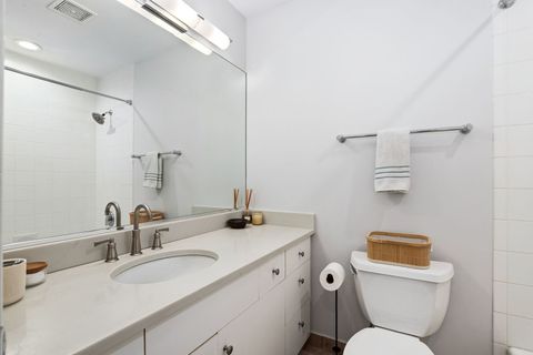 Tiny photo for 1445 N Cleveland Avenue #E, Chicago, IL 60610 (MLS # 12590916)