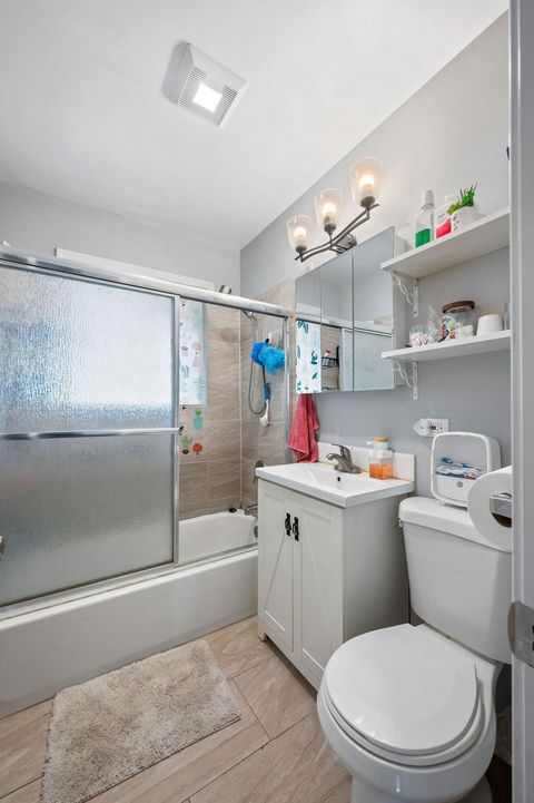 Tiny photo for 903 S York Road, Bensenville, IL 60106 (MLS # 12439672)