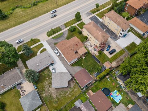 Tiny photo for 903 S York Road, Bensenville, IL 60106 (MLS # 12439672)