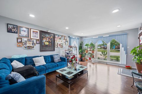 Tiny photo for 903 S York Road, Bensenville, IL 60106 (MLS # 12439672)