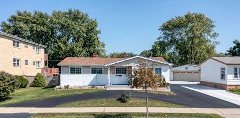 Tiny photo for 903 S York Road, Bensenville, IL 60106 (MLS # 12439672)