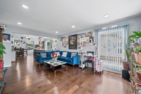 Tiny photo for 903 S York Road, Bensenville, IL 60106 (MLS # 12439672)