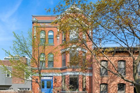 1449 N North Park Avenue 1 Chicago IL 60610