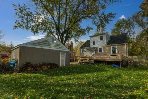 A home in Oak Forest