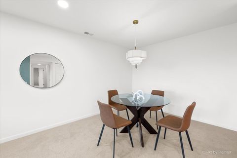 Tiny photo for 1400 N Yarmouth Place #416, Mount Prospect, IL 60056 (MLS # 12610945)