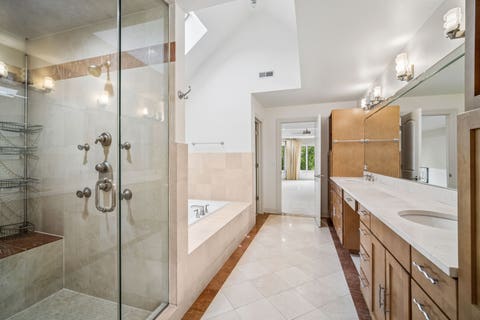 Tiny photo for 1731 Pebble Beach Way, Vernon Hills, IL 60061 (MLS # 12716122)
