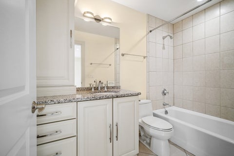 Tiny photo for 1731 Pebble Beach Way, Vernon Hills, IL 60061 (MLS # 12716122)