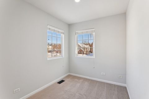 Tiny photo for 1816 Kelberg Avenue, Hoffman Estates, IL 60192 (MLS # 12527529)