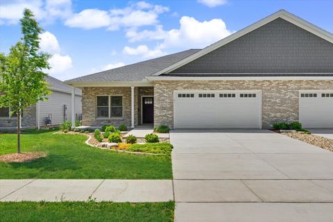 Photo of 508 S 6th Street, Fairbury, IL 61739 (MLS # 12649085)