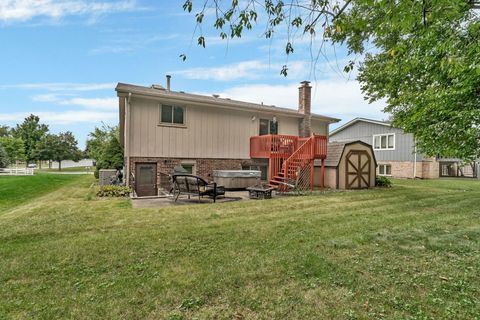 Tiny photo for 13743 W Carefree Drive, Homer Glen, IL 60491 (MLS # 12479607)