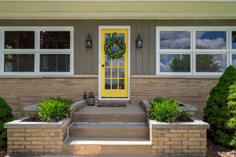 Tiny photo for 405 N Franklin Street, Roanoke, IL 61561 (MLS # 12639158)