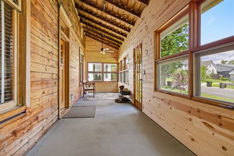 Tiny photo for 405 N Franklin Street, Roanoke, IL 61561 (MLS # 12639158)