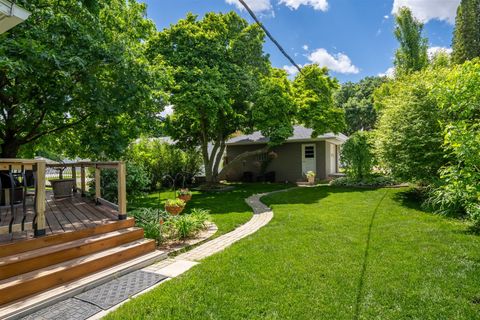 Tiny photo for 405 N Franklin Street, Roanoke, IL 61561 (MLS # 12639158)