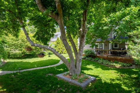 Tiny photo for 405 N Franklin Street, Roanoke, IL 61561 (MLS # 12639158)
