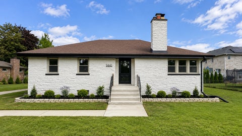 Photo of 9441 Greenwood Drive, Des Plaines, IL 60016 (MLS # 12740522)