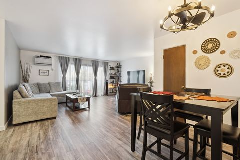 Tiny photo for 9520 S MAYFIELD Avenue #N105, Oak Lawn, IL 60453 (MLS # 12472772)