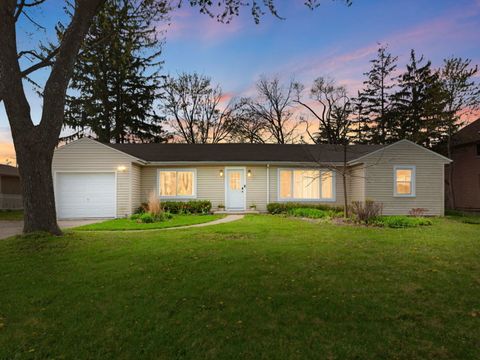 Photo of 3691 Walters Avenue, Northbrook, IL 60062 (MLS # 12626287)