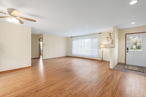 Tiny photo for 3691 Walters Avenue, Northbrook, IL 60062 (MLS # 12626287)