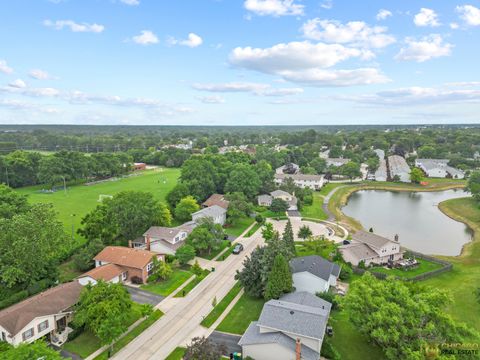 Tiny photo for 220 Osage Lane, Buffalo Grove, IL 60089 (MLS # 12493439)