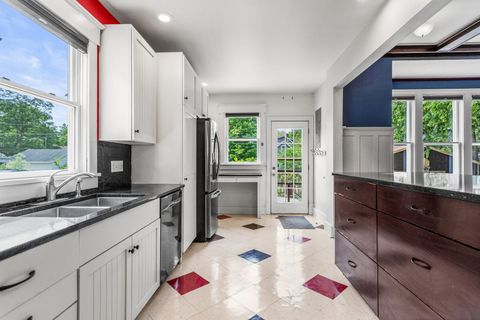 Tiny photo for 305 W. Illinois Street, Urbana, IL 61801 (MLS # 12648009)