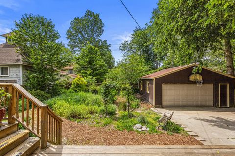 Tiny photo for 305 W. Illinois Street, Urbana, IL 61801 (MLS # 12648009)