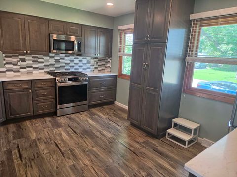Tiny photo for 2613 N Zenith Avenue, Davenport, IA 52804 (MLS # 12687558)