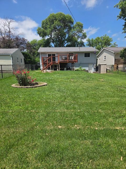 Tiny photo for 2613 N Zenith Avenue, Davenport, IA 52804 (MLS # 12687558)