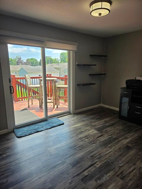Tiny photo for 2613 N Zenith Avenue, Davenport, IA 52804 (MLS # 12687558)