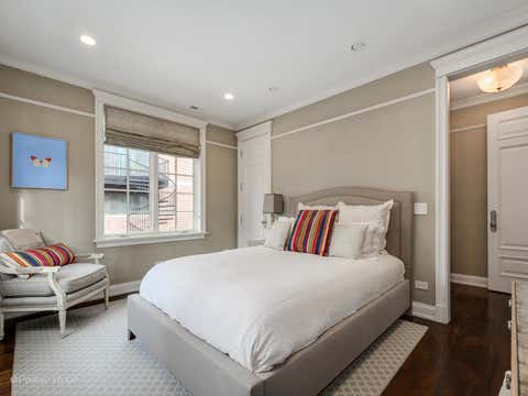 Tiny photo for 3024 N Lake Shore Drive, Chicago, IL 60657 (MLS # 12737250)