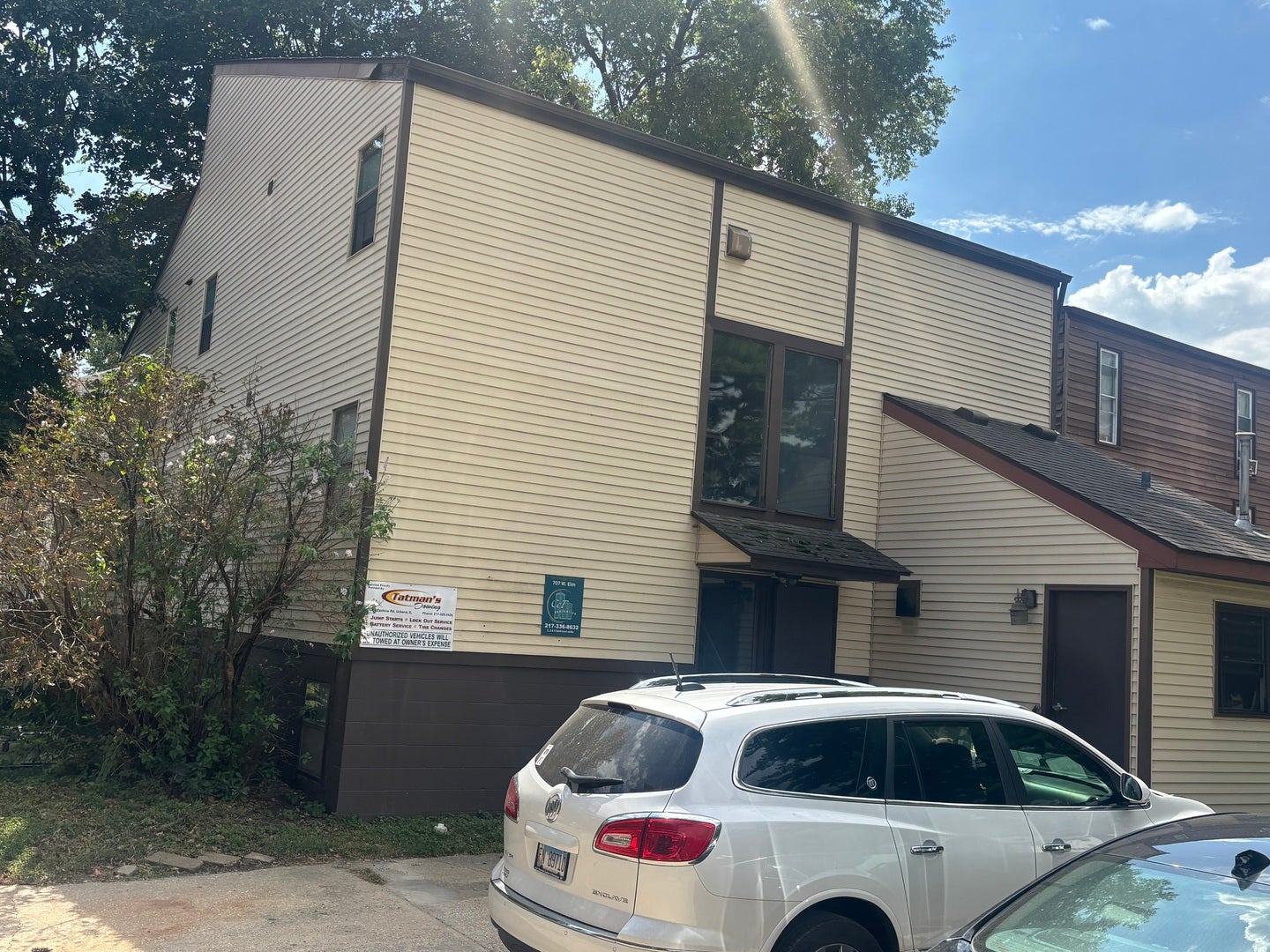 707 W Elm Street