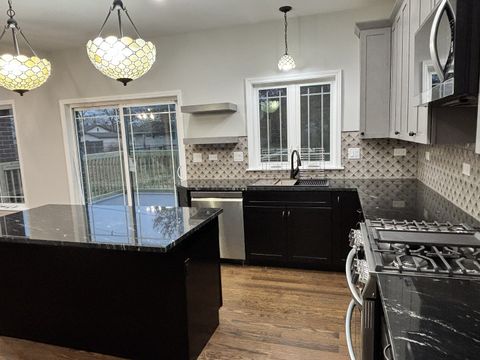 Tiny photo for 6532 W 112th Street, Worth, IL 60482 (MLS # 12265885)