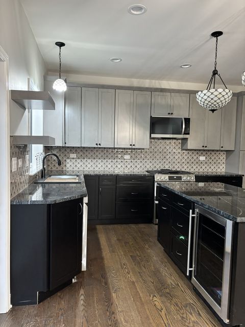 Tiny photo for 6532 W 112th Street, Worth, IL 60482 (MLS # 12265885)