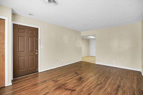 Tiny photo for 1905 Christopher Circle #4, Urbana, IL 61802 (MLS # 12308926)