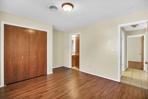 Tiny photo for 1905 Christopher Circle #4, Urbana, IL 61802 (MLS # 12308926)