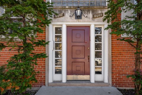 Tiny photo for 6607 N Damen Avenue #2N, Chicago, IL 60645 (MLS # 12588821)