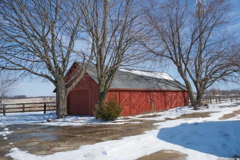 Tiny photo for 42W534 Empire Road, St. Charles, IL 60175 (MLS # 12633504)