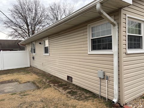 Tiny photo for 24 Cessna Drive, Centralia, IL 62801 (MLS # 12578788)